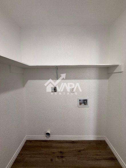 Building Photo - 8659 Serene Ridge Dr