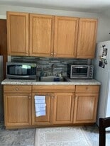 Building Photo - 115 Shoshone St