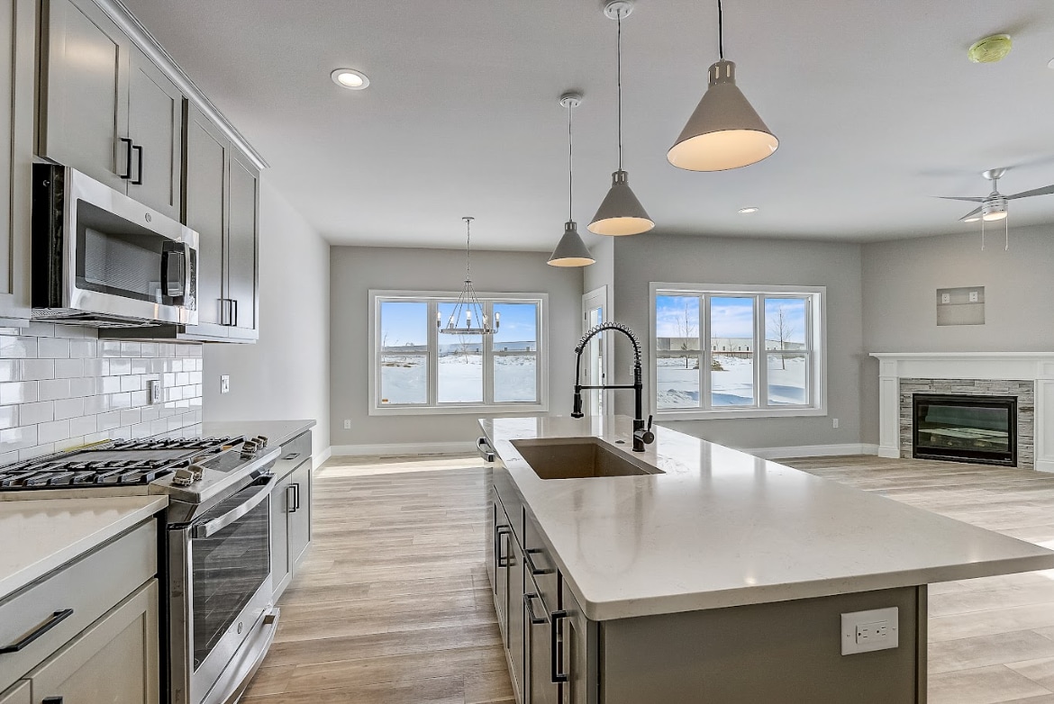 Building Photo - 6549 Pleasant Prairie Dr