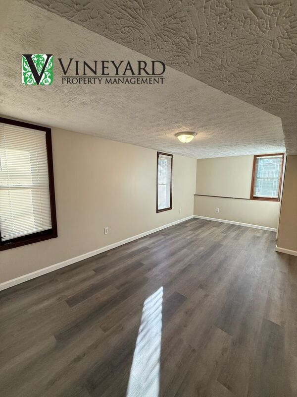 Building Photo - 1623 Rex Dr