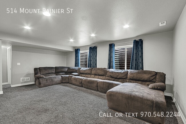 Building Photo - 514 Mount Rainier St