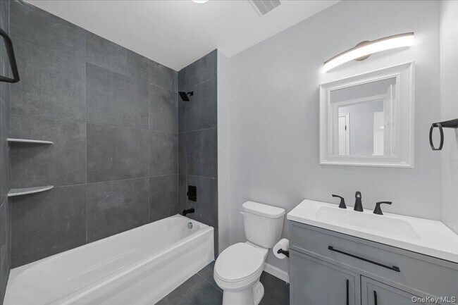 Building Photo - 1435 NY-208