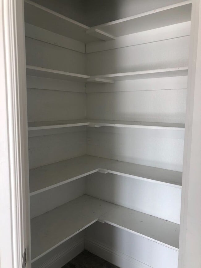 Building Photo - 4 Bdrm/2Bath in the Heart of Weatherford!