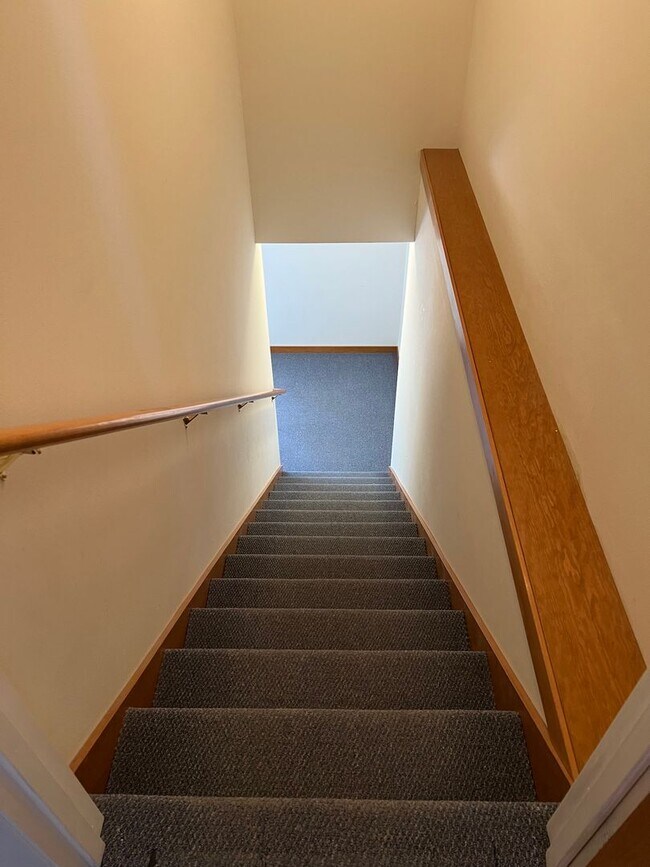 Building Photo - Suquamish View Home