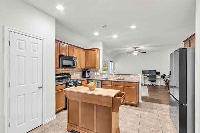 Building Photo - 1700 Fall Forest Ct