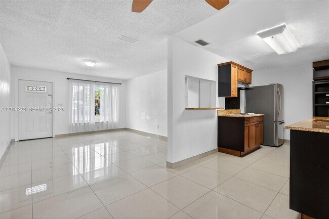 Building Photo - 17001 NW 53rd Ct