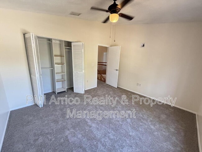 Building Photo - 12653 Longcrest Dr