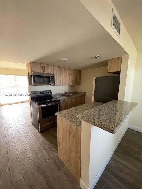 Building Photo - 1680 NW 4th Ave