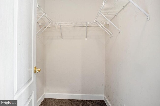Building Photo - 505 Jurgensen Pl