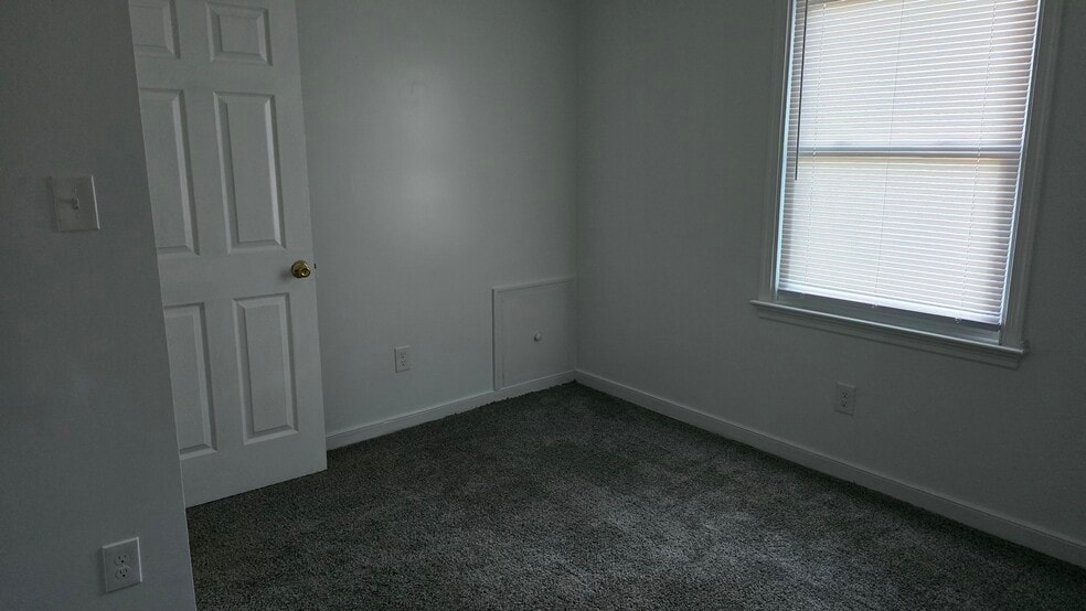 Bedroom 4 - 510 Besler Ln