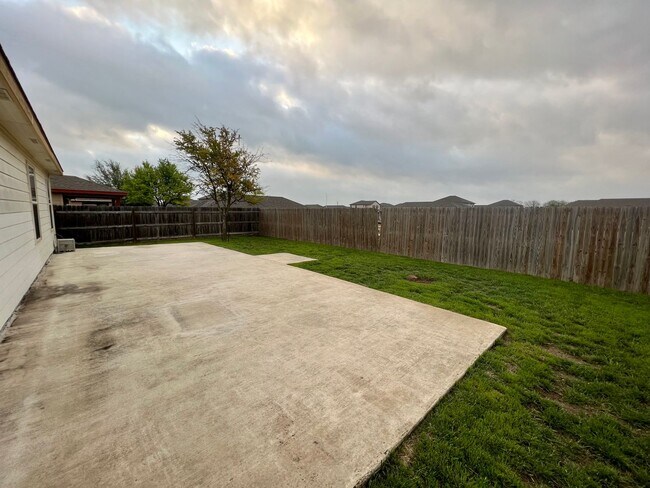 Building Photo - Charming 3BR Home in Kensington Ranch Near Cibolo Creek!