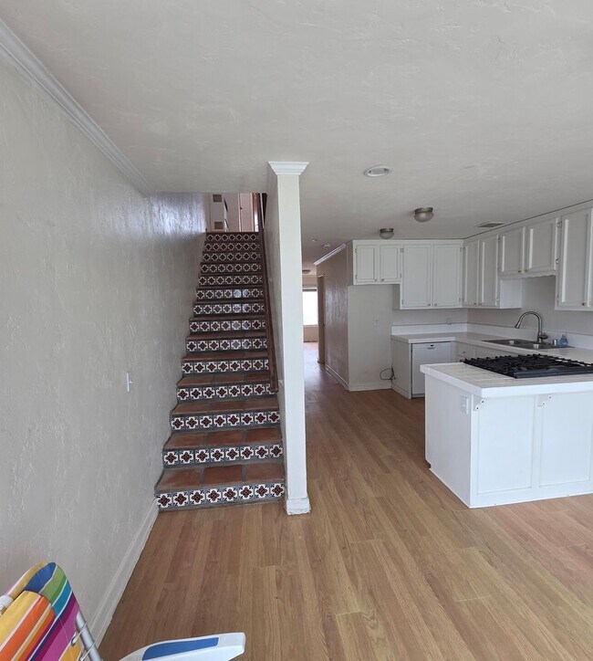 Building Photo - Beachfront 2-Bed, 2.5-Bath House w/2-Car Garage in Imperial Beach