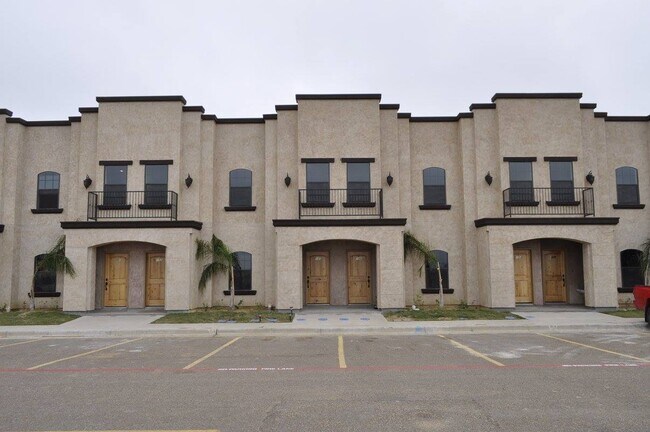 Primary Photo - 8216 Casa Verde Rd