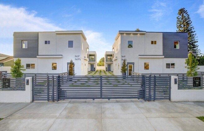 Building Photo - 5639 Riverton Ave