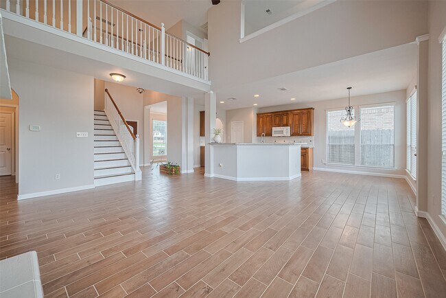 Building Photo - 20834 Avery Cove Ln