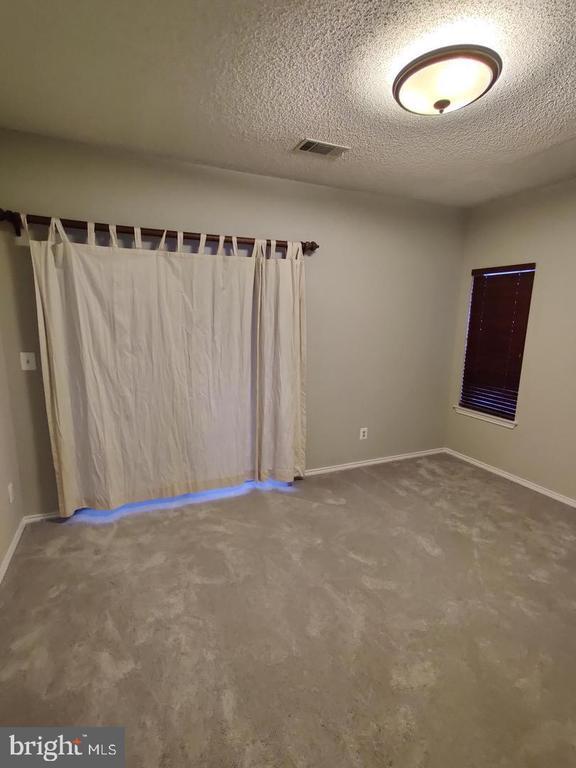 Building Photo - 13058 Autumn Woods Way