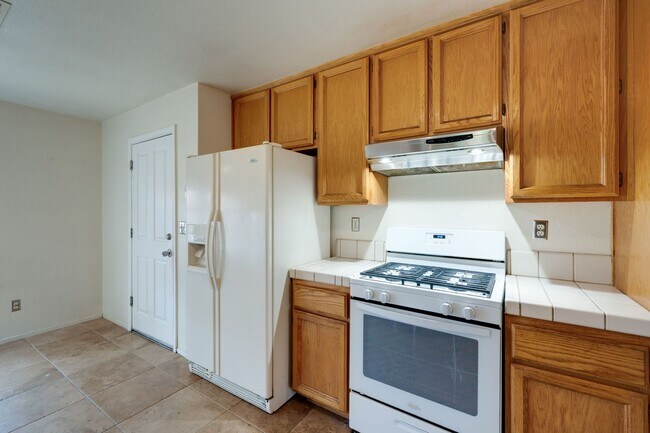 Building Photo - 6115 Brahms Ct