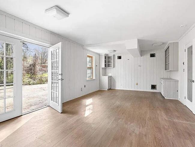 Building Photo - Earn Wealth While Leasing - Like a Homeowner - Lease to Own