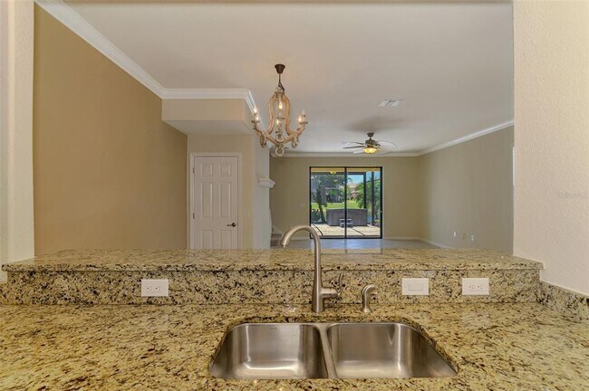 Building Photo - 20210 Lagente Cir