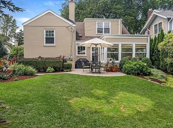 Building Photo - 4059 Lawn Ave