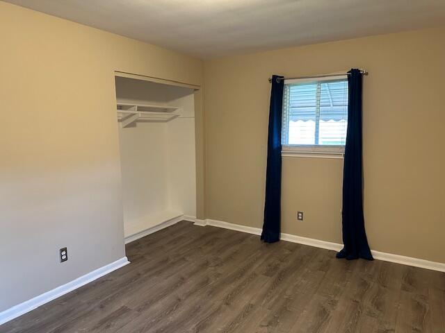 Building Photo - 18547 Hillcrest St