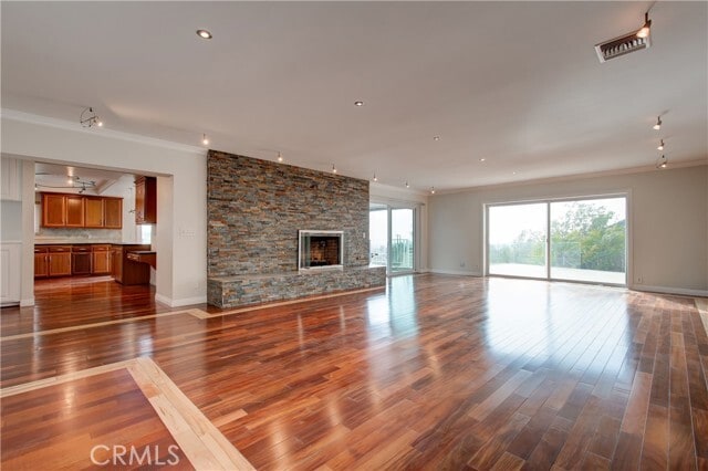 Building Photo - 1658 N Hunters Way