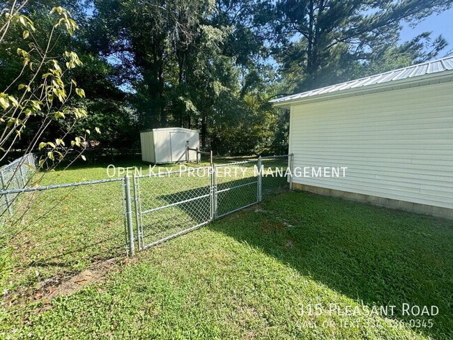 Building Photo - 315 Pleasant Rd