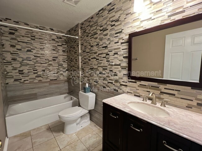 Building Photo - 395 Candlebark Dr