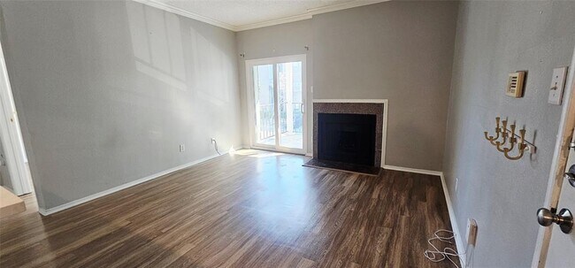 Building Photo - 12166 Metric Blvd