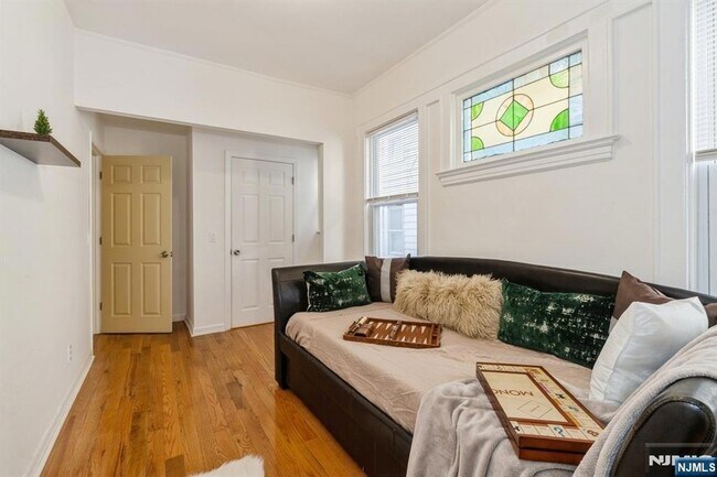 Building Photo - 41-43 Poe Avenue Unit 1