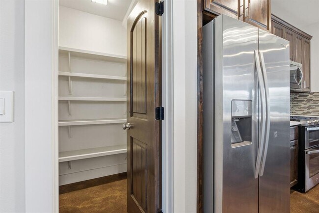 Building Photo - 1125 Walton Ln