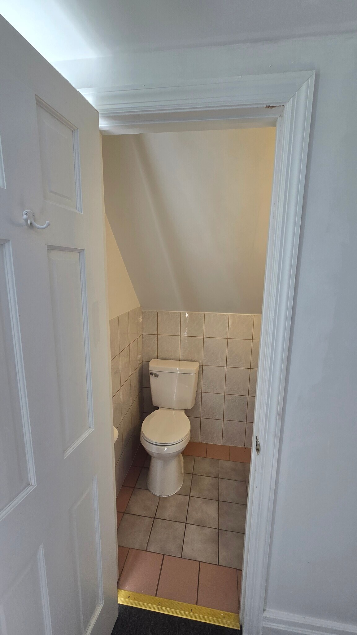 Half Bathroom in Bedroom 3 - 776 Melbourne St