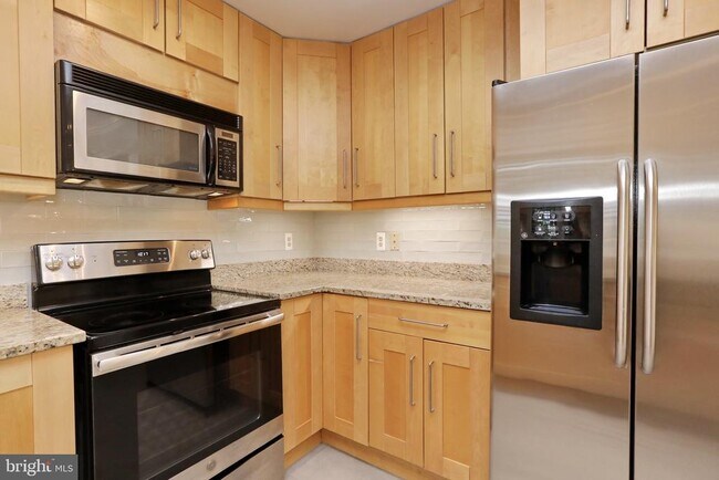 Building Photo - 5440 Barrister Pl