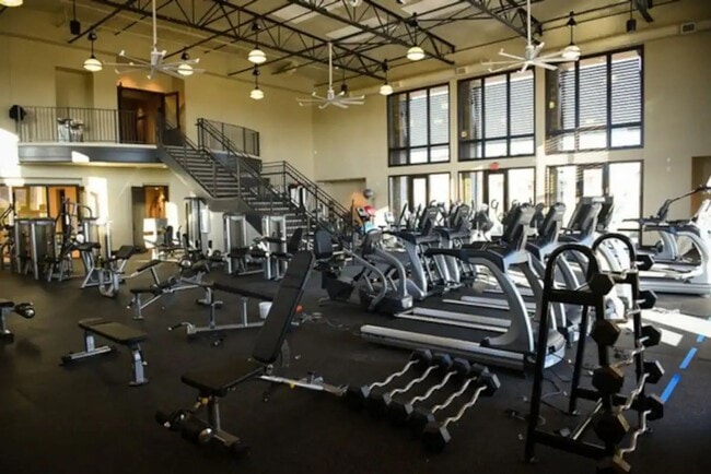 Building Photo - Enjoy the incredible amenities at Estrella Mountain Ranch!