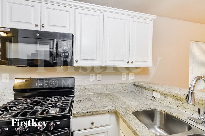 Building Photo - 1781 Molly Meadows St