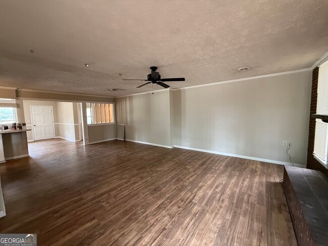 Building Photo - 602 Hillcrest Pkwy