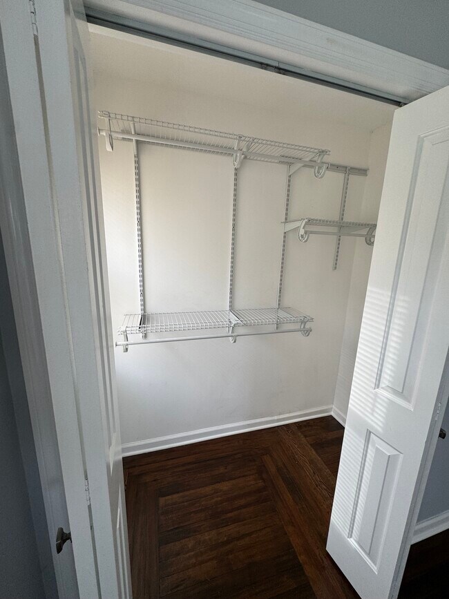 Building Photo - 437 Wheaton Ave