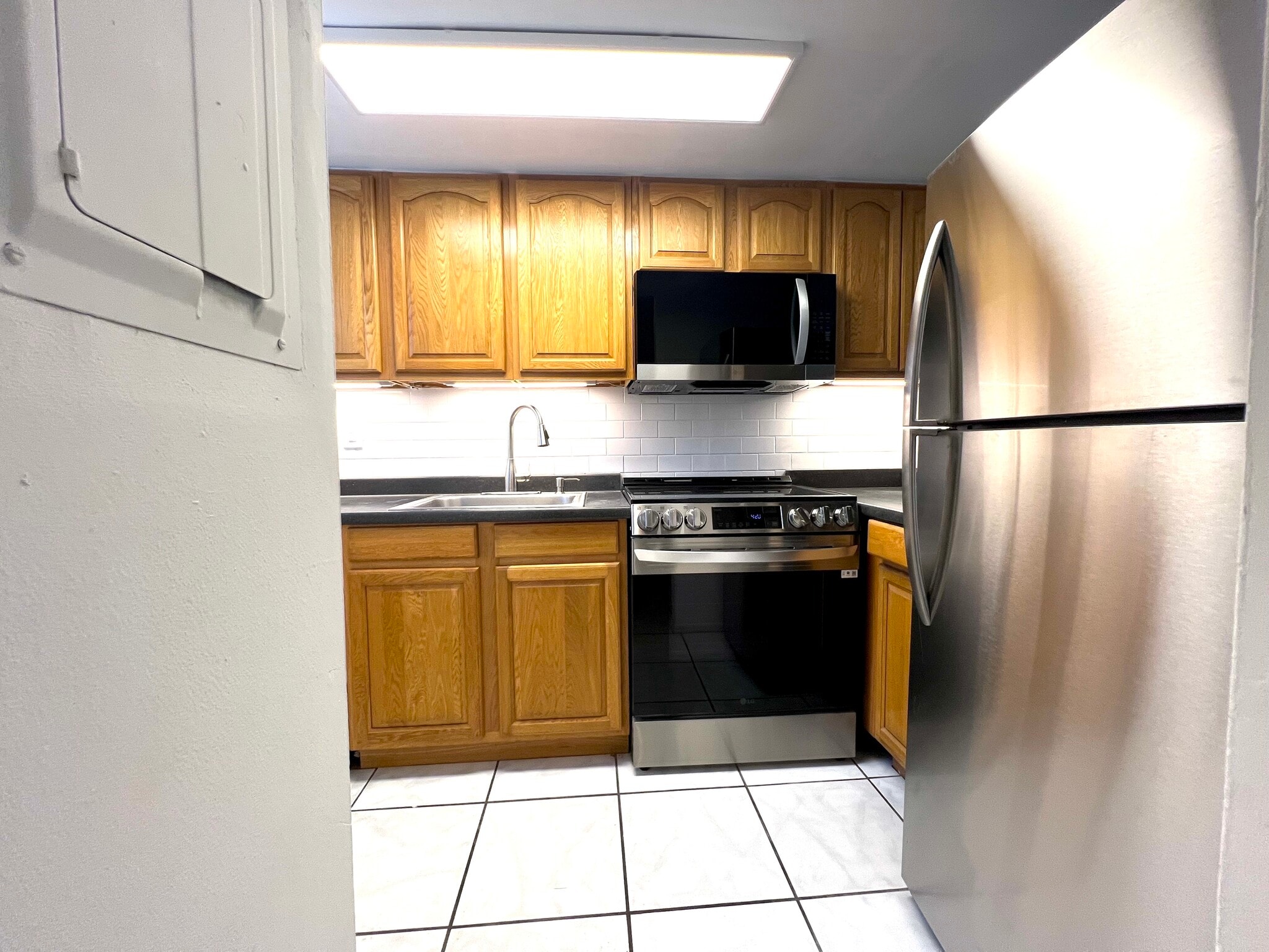 Building Photo - 709 SW 75th St