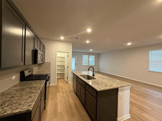 Building Photo - 139 Gullivers Dr