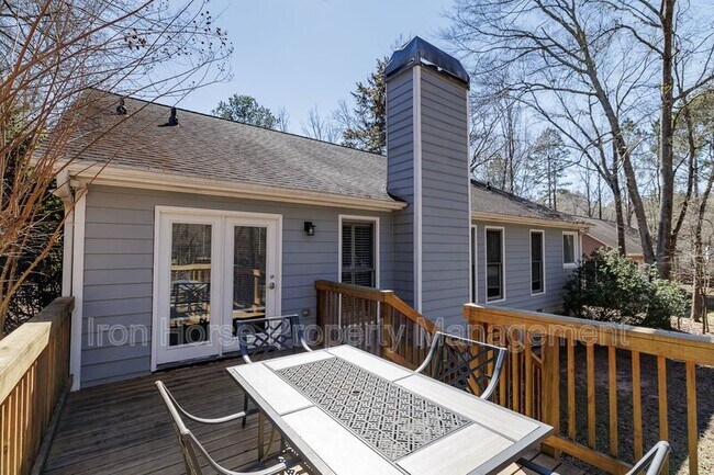 Building Photo - 174 Hidden Timber Ln