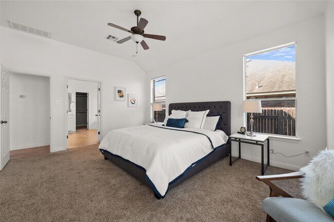 Building Photo - 3664 Rosalina Loop