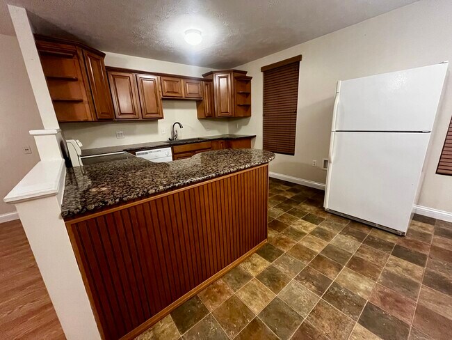 Building Photo - Smith Street