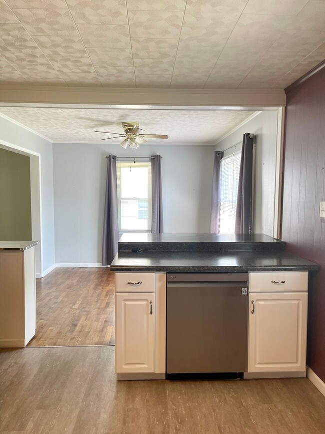 Building Photo - East Side Gem – Spacious 2BR Home with 2 C...