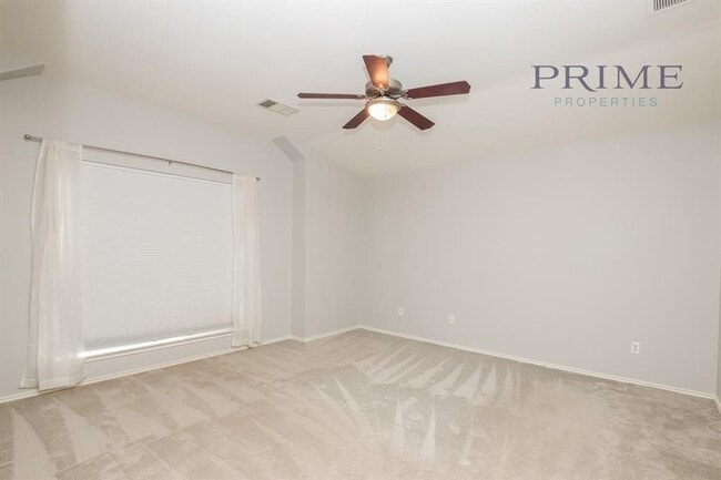 Building Photo - 8410 Dulcet Dr