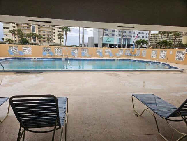 Building Photo - 2700 N Hwy A1A