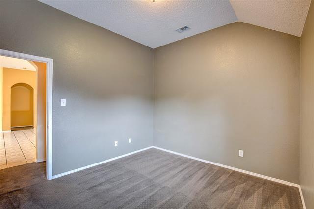 Building Photo - 5713 Meadows Way
