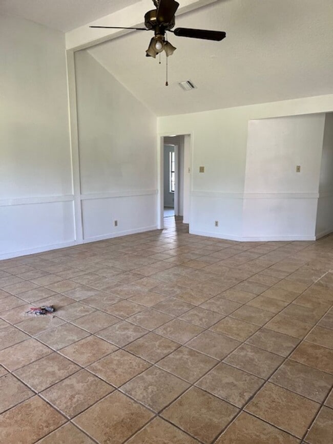 Building Photo - 1011 Shellfish Dr