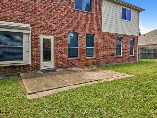 Building Photo - 211 Troy Ln