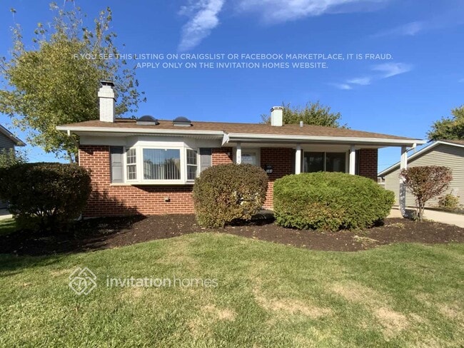 Building Photo - 144 E Drummond Ave