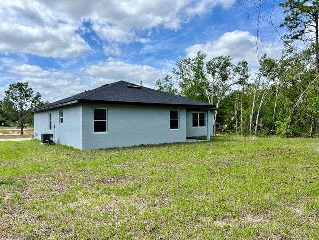 Building Photo - 8114 N Maltese Dr